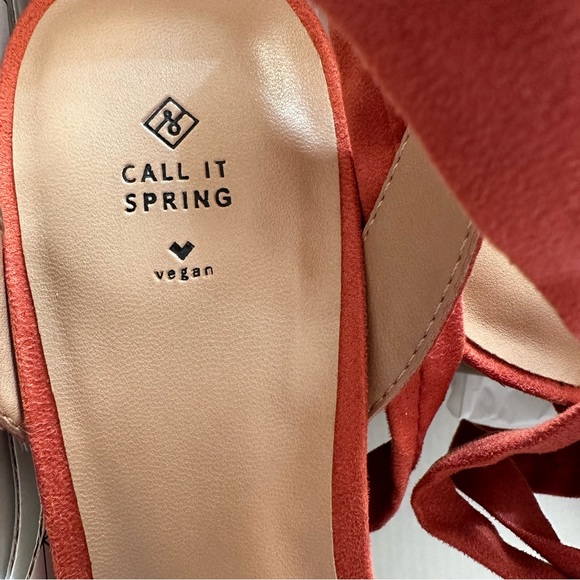 Call It Spring open toe chunky heel orange vegan sandals with straps.  Size 8.5 - Picture 3 of 3